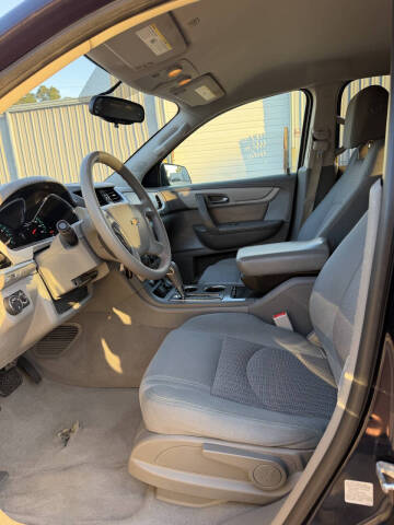 2017 Chevrolet Traverse LS