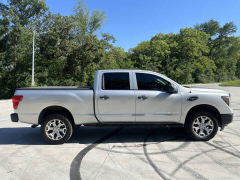 2017 Nissan Titan XD SV