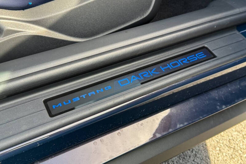 2025 Ford Mustang Dark Horse