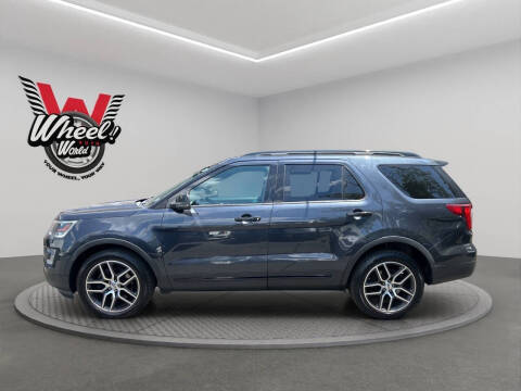 2017 Ford Explorer Sport