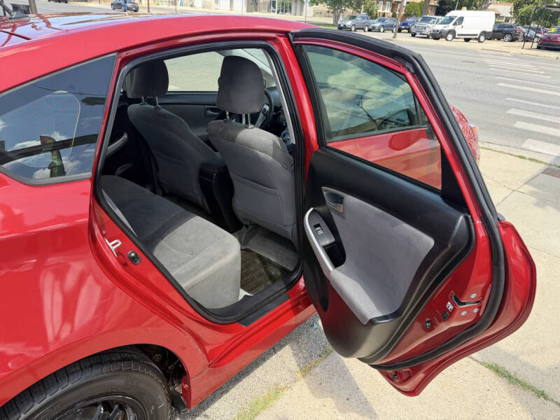 2013 Toyota Prius Two