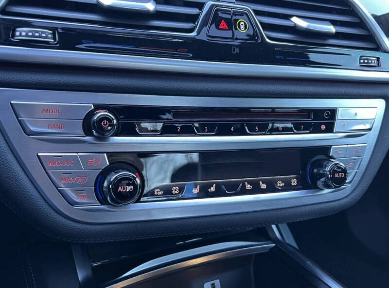 2016 BMW 7 Series 750i xDrive