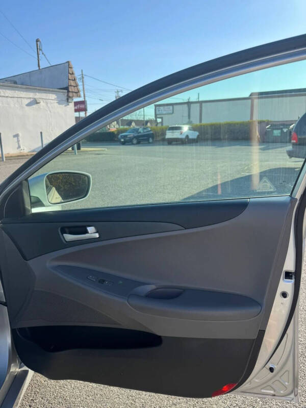 2011 Hyundai Sonata GLS