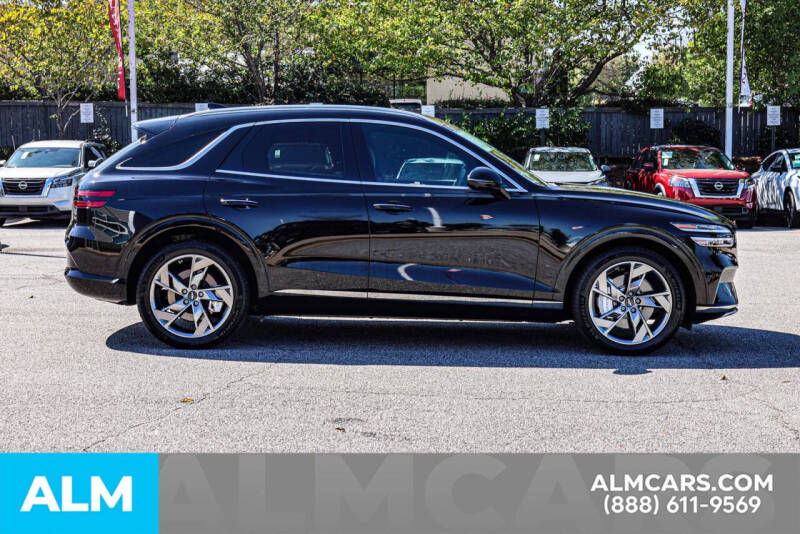 2024 Genesis Electrified GV70