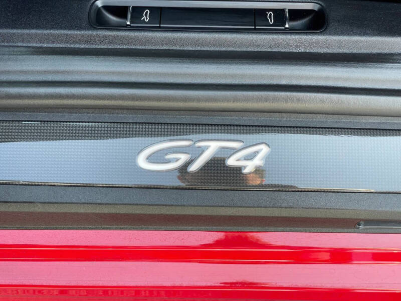 2016 Porsche Cayman GT4