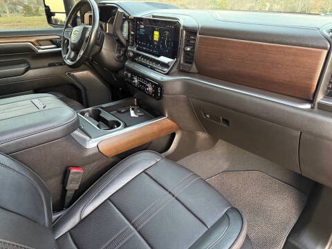 2024 Chevrolet Silverado 2500HD High Country