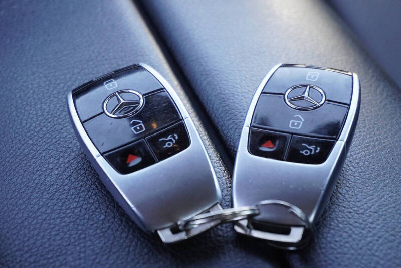 2017 Mercedes-Benz E-Class E 300