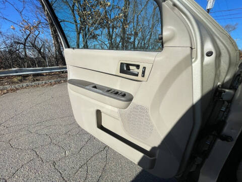 2011 Ford Escape XLS