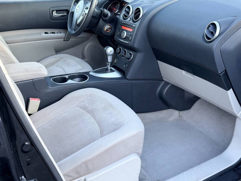 2011 Nissan Rogue S