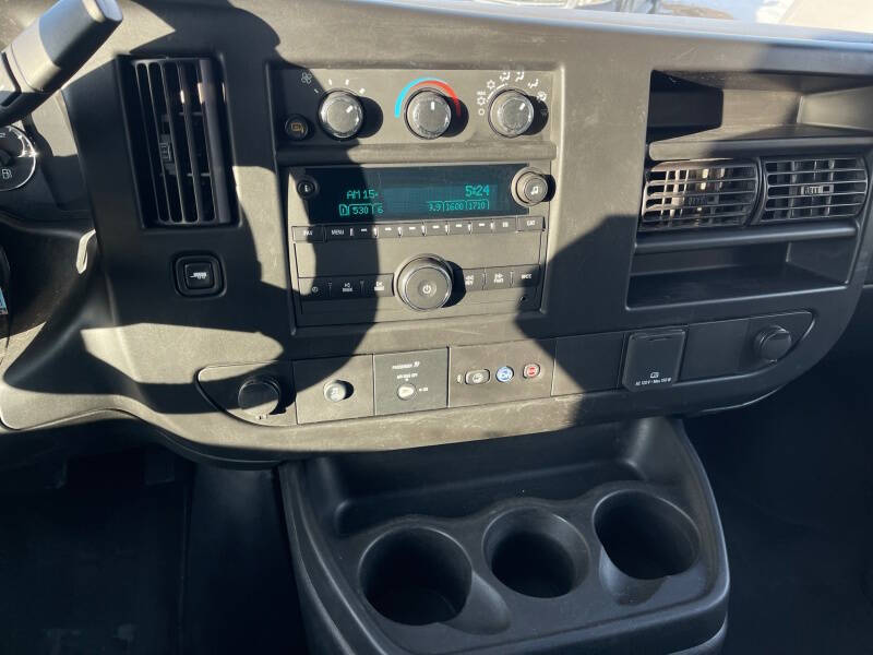 2023 Chevrolet Express 2500