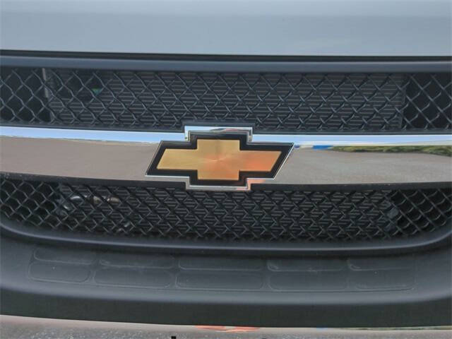 2025 Chevrolet Express 3500