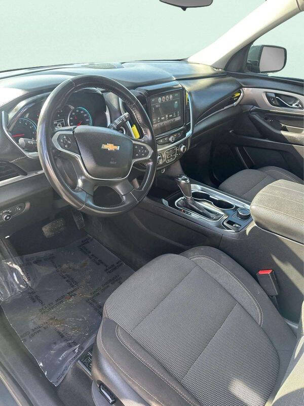 2018 Chevrolet Traverse LT Cloth