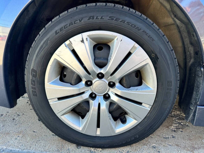 2011 Subaru Legacy 2.5i