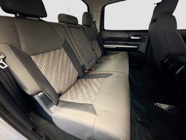 2018 Toyota Tundra SR5