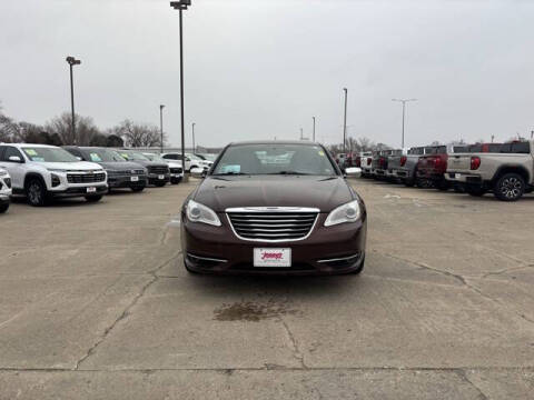 2013 Chrysler 200 Limited