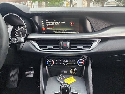 2018 Alfa Romeo Stelvio Ti