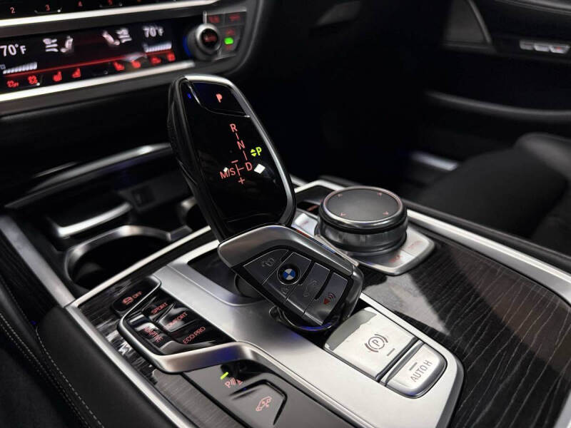 2018 BMW 7 Series 750i
