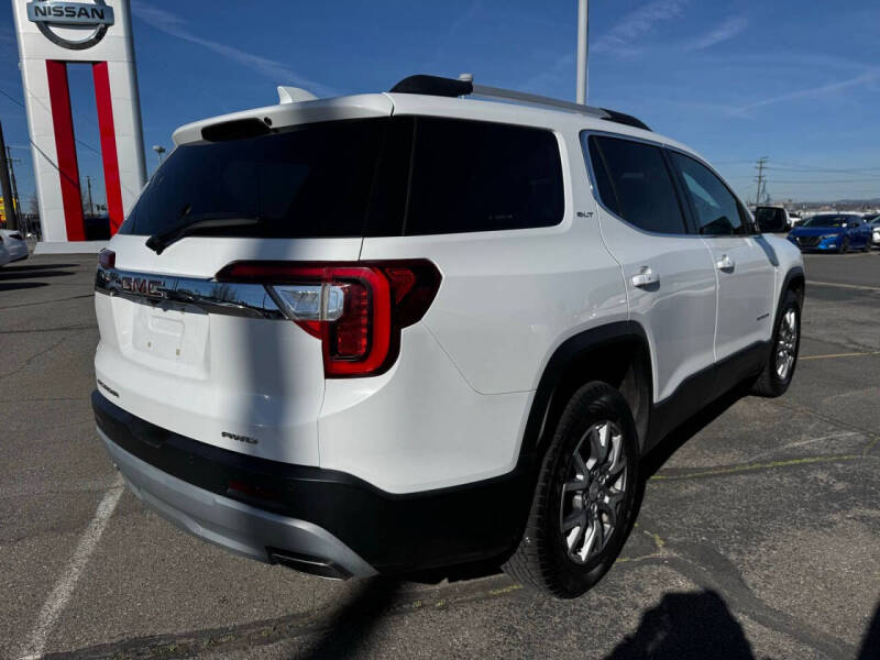 2020 GMC Acadia SLT