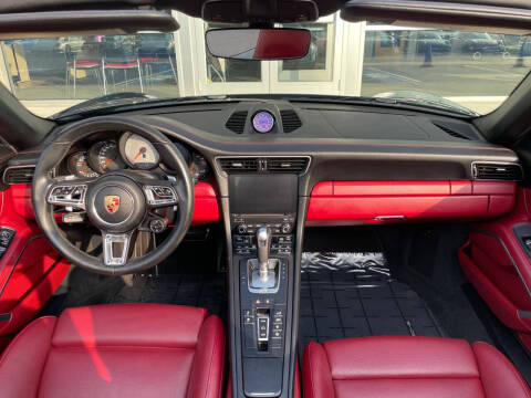 2017 Porsche 911