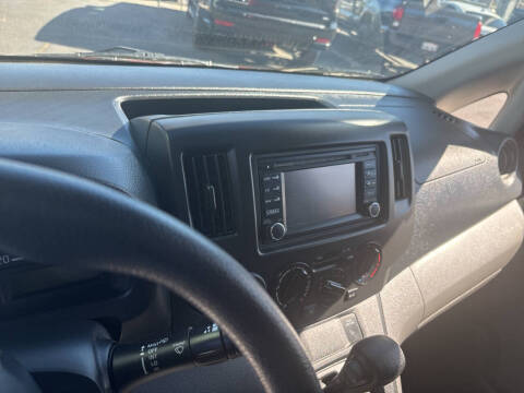 2019 Nissan NV200 SV