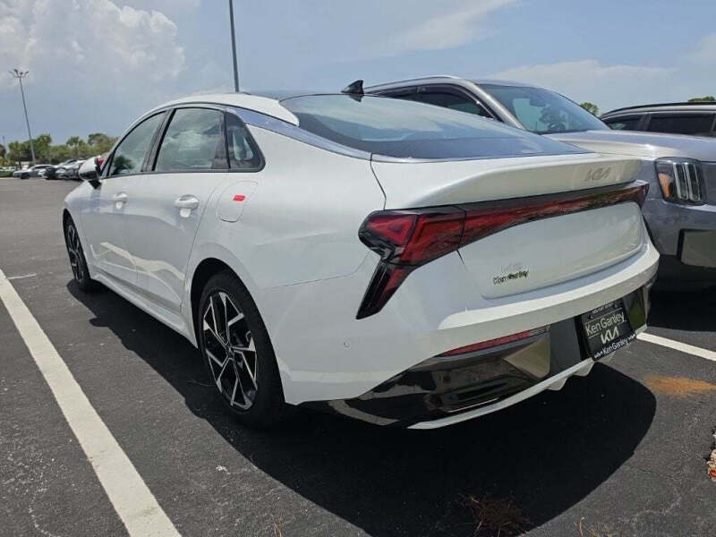 2026 Kia K5 EX