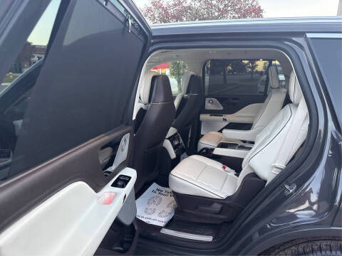 2024 Lincoln Aviator Black Label