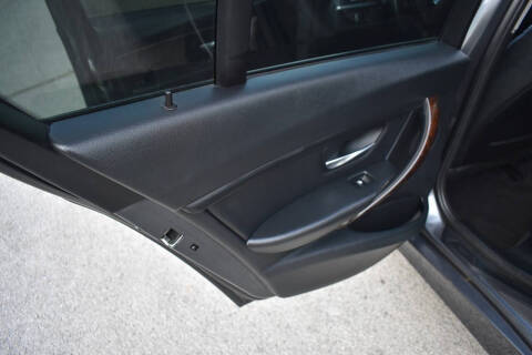 2015 BMW 3 Series 320i xDrive