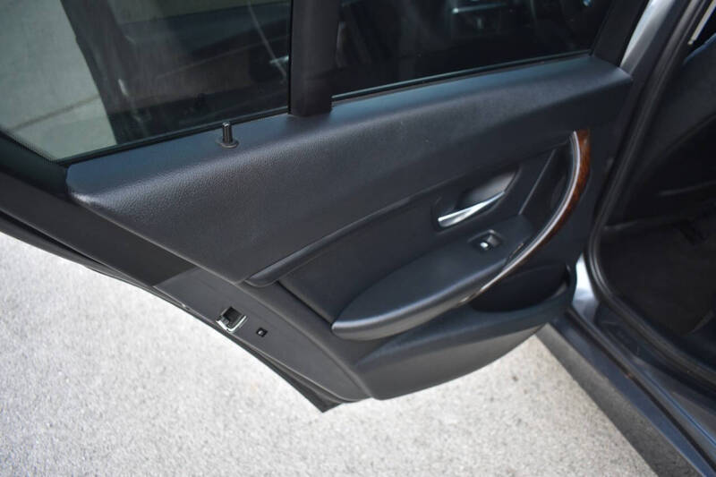 2015 BMW 3 Series 320i xDrive