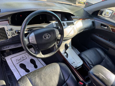 2009 Toyota Avalon XLS