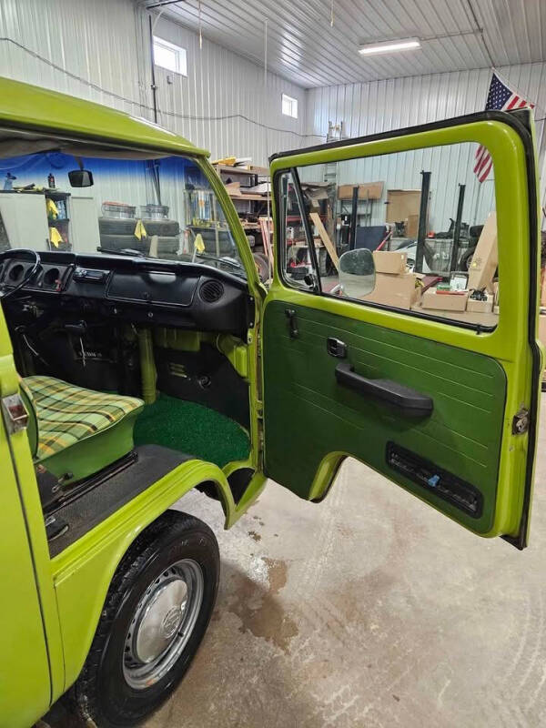 1977 Volkswagen Bus