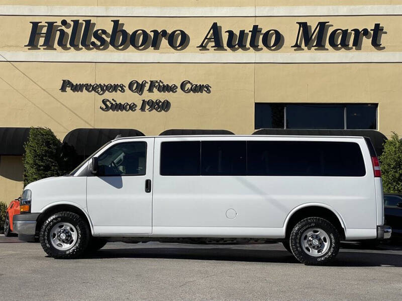 2017 Chevrolet Express LT 3500