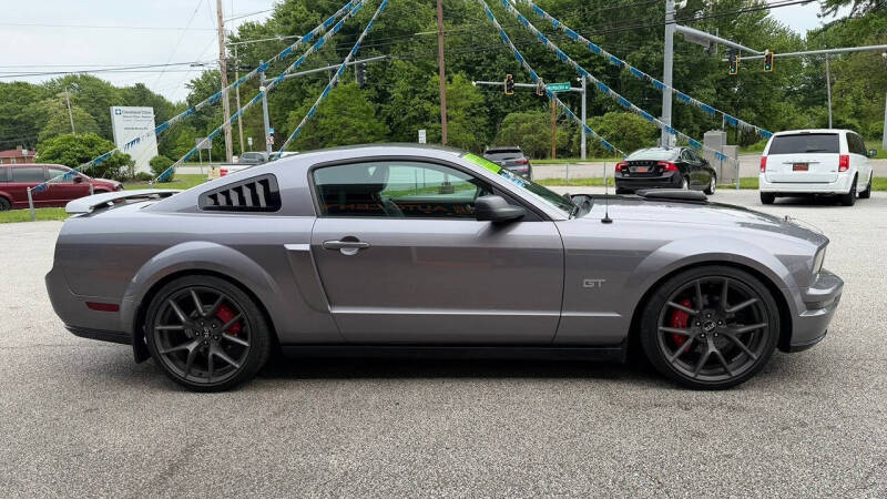2007 Ford Mustang GT Deluxe