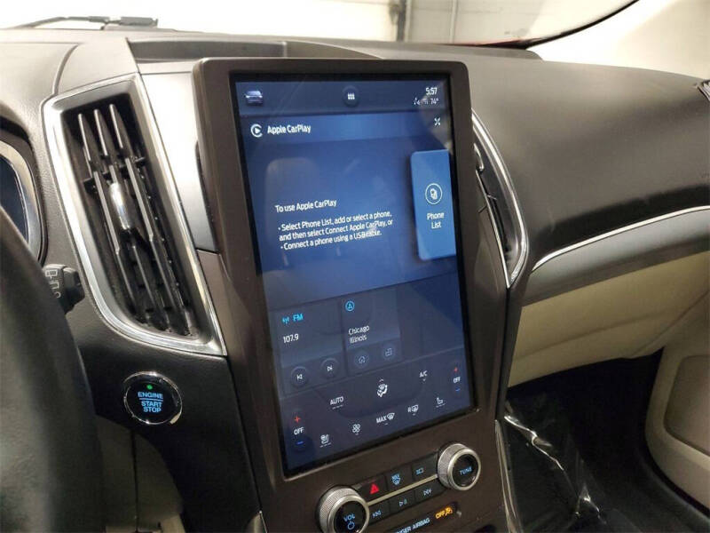 2021 Ford Edge Titanium