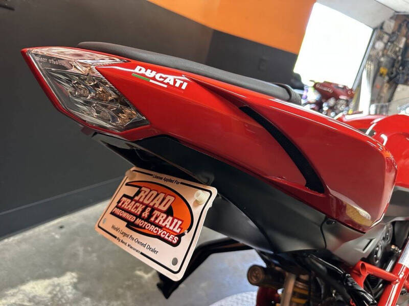 2014 Ducati Streetfighter 848