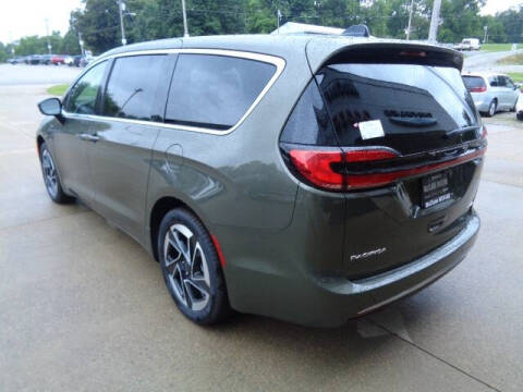 2027 Chrysler Pacifica Limited