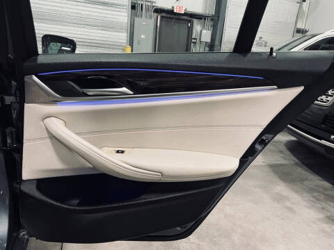 2019 BMW 5 Series 530i