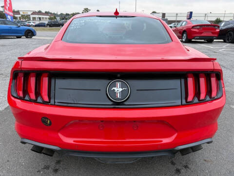 2022 Ford Mustang EcoBoost