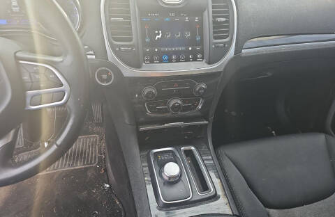 2019 Chrysler 300 Touring L