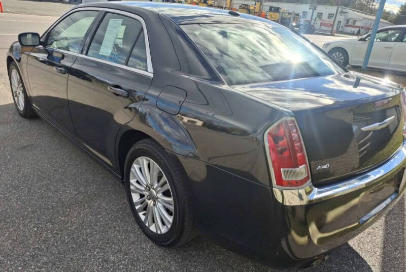 2013 Chrysler 300
