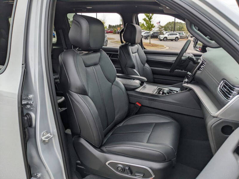 2026 Jeep Grand Wagoneer