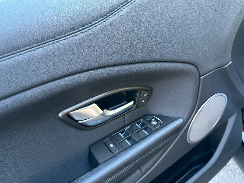 2017 Land Rover Range Rover Evoque SE