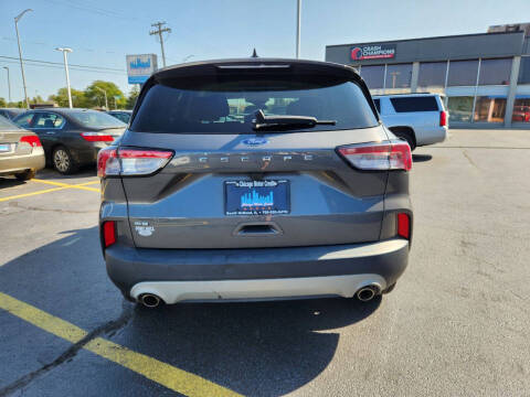 2021 Ford Escape SE