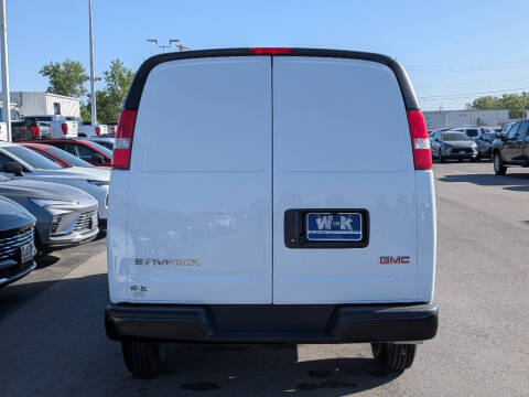 2026 GMC Savana 3500