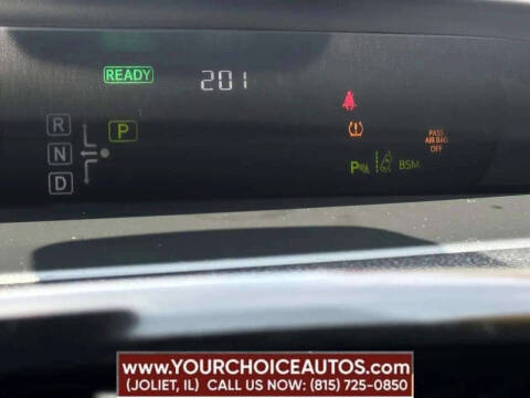 2022 Toyota Prius LE