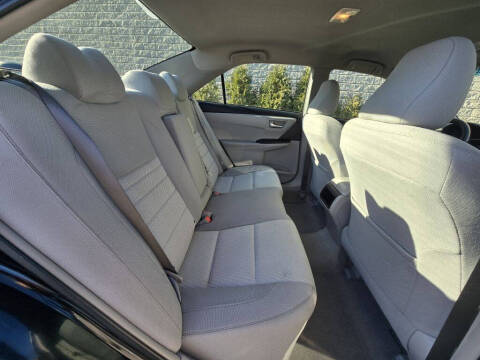 2016 Toyota Camry LE