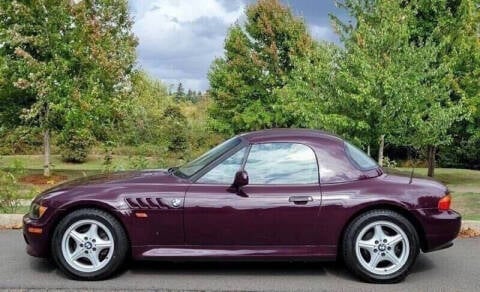 1997 BMW Z3 for sale at CLEAR CHOICE AUTOMOTIVE in Milwaukie OR