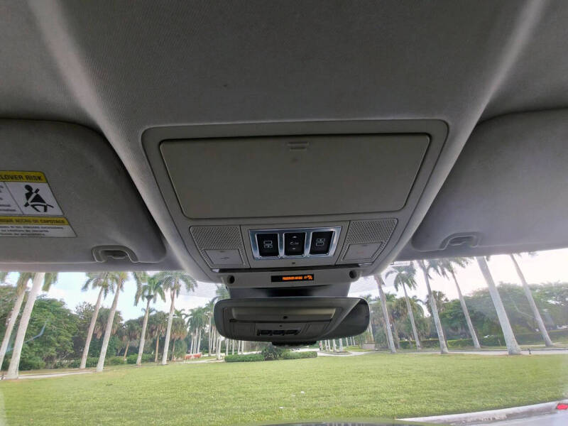 2017 Land Rover Discovery HSE