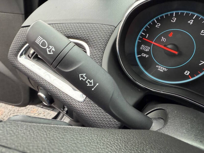 2017 Chevrolet Cruze LT Auto