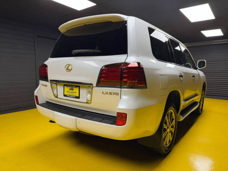 2011 Lexus LX 570