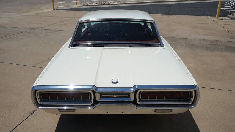 1965 Ford Thunderbird